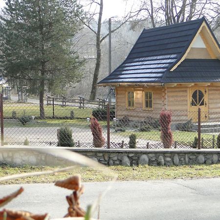 Pokoje Goscinne U Gordona Poronin Buitenkant foto