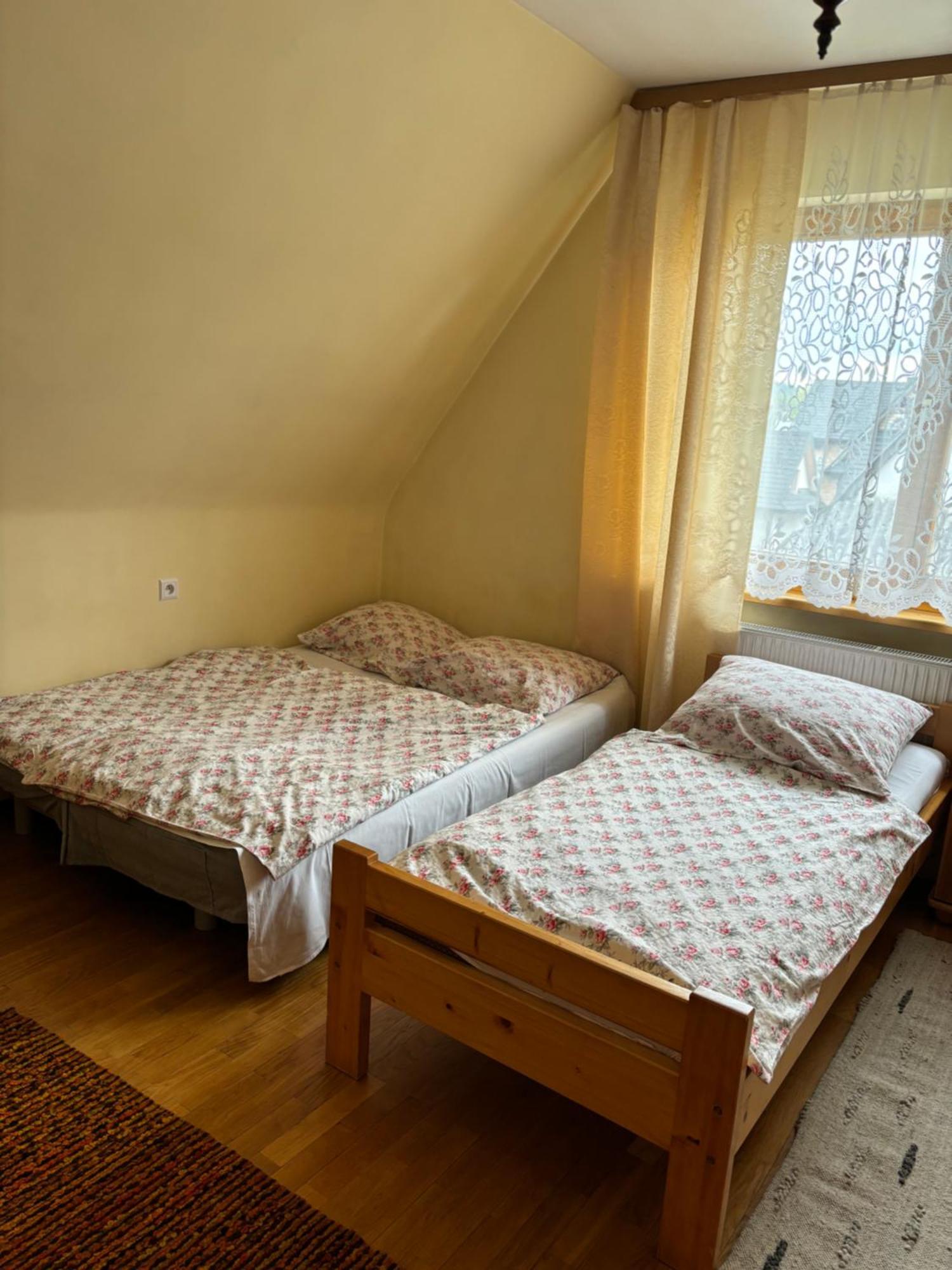 Pokoje Goscinne U Gordona Poronin Buitenkant foto