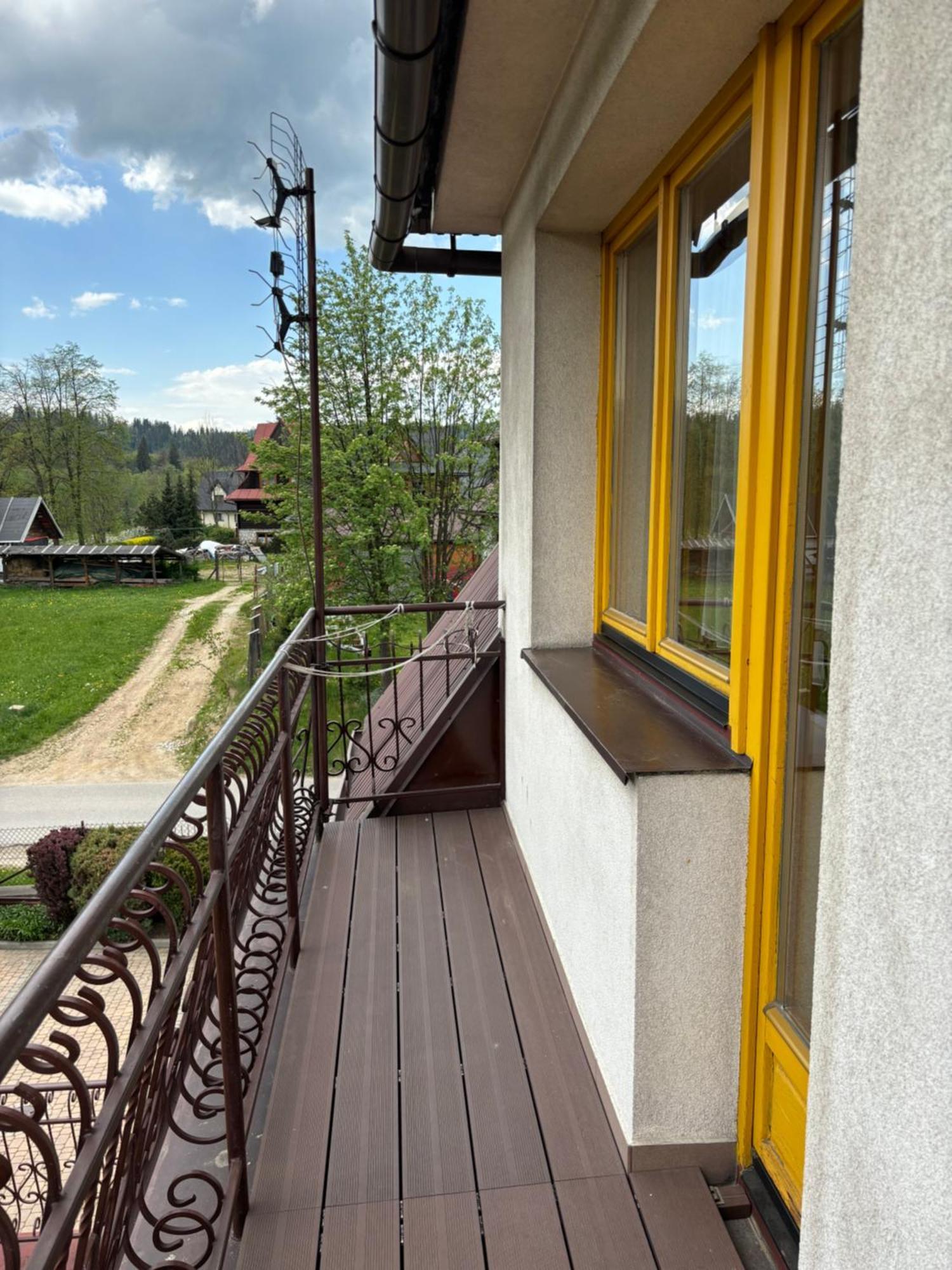 Pokoje Goscinne U Gordona Poronin Buitenkant foto